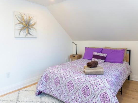 Cozy Cottage Style House Kitchener Εξωτερικό φωτογραφία