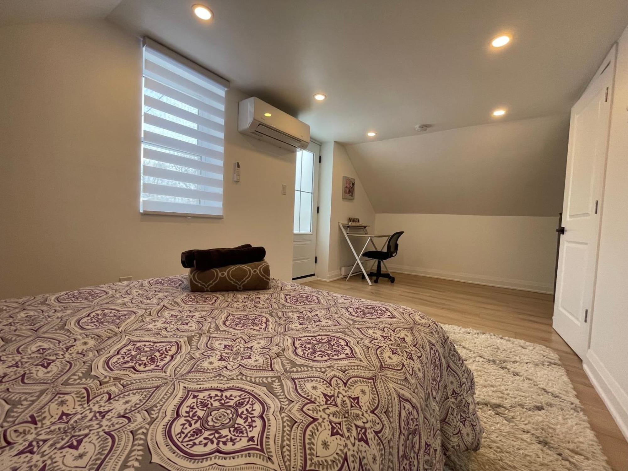 Cozy Cottage Style House Kitchener Εξωτερικό φωτογραφία