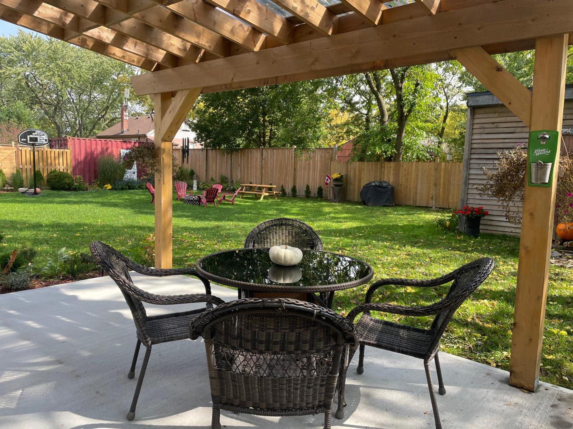 Cozy Cottage Style House Kitchener Εξωτερικό φωτογραφία