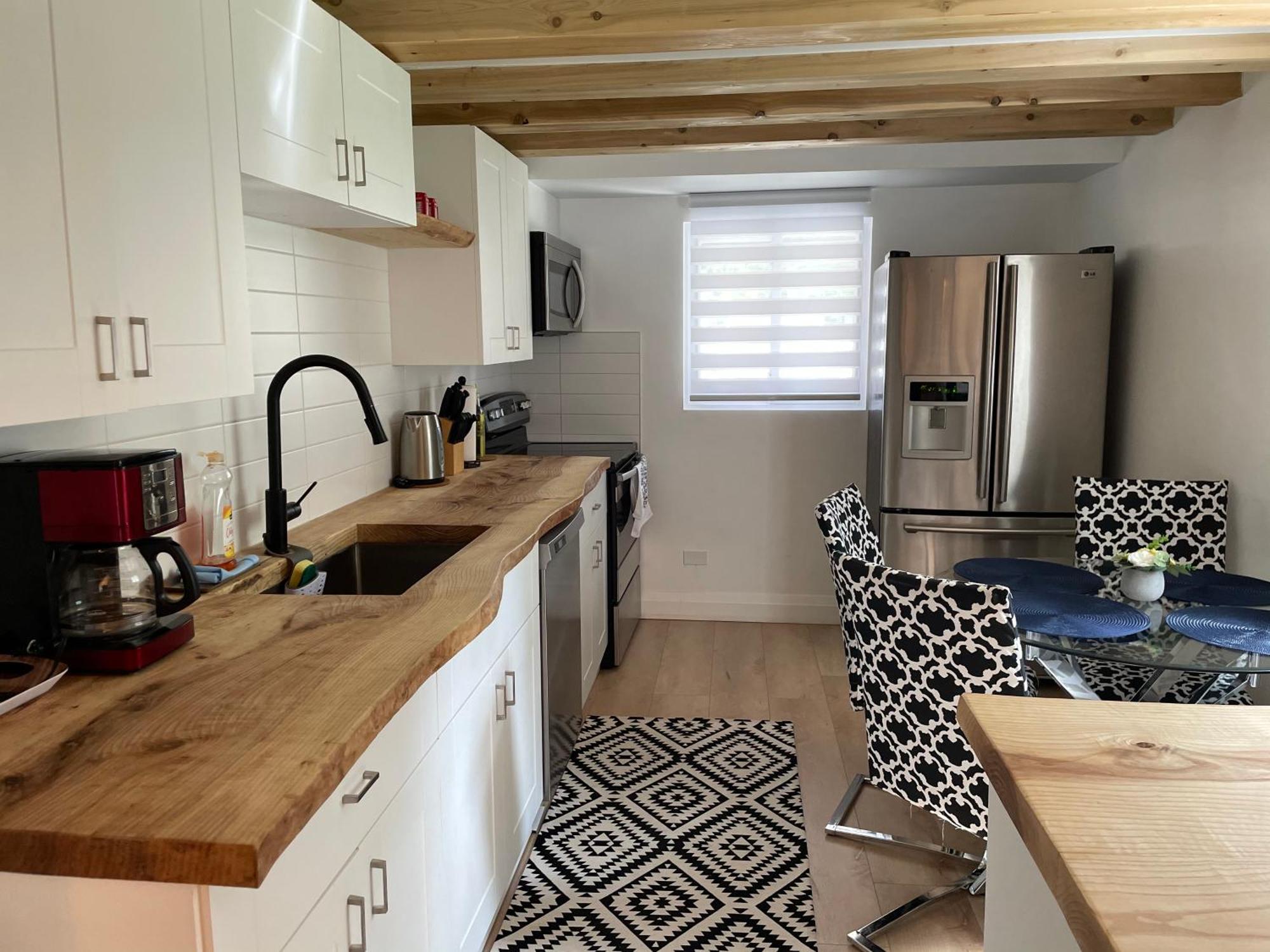 Cozy Cottage Style House Kitchener Εξωτερικό φωτογραφία